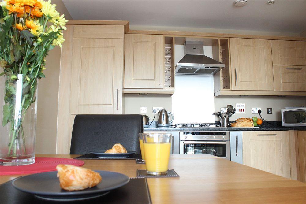 Cotels At Vizion Serviced Apartments, Superfast Broadband, Central Location, Free Parking, Fully Equipped Kitchen Milton Keynes Bagian luar foto